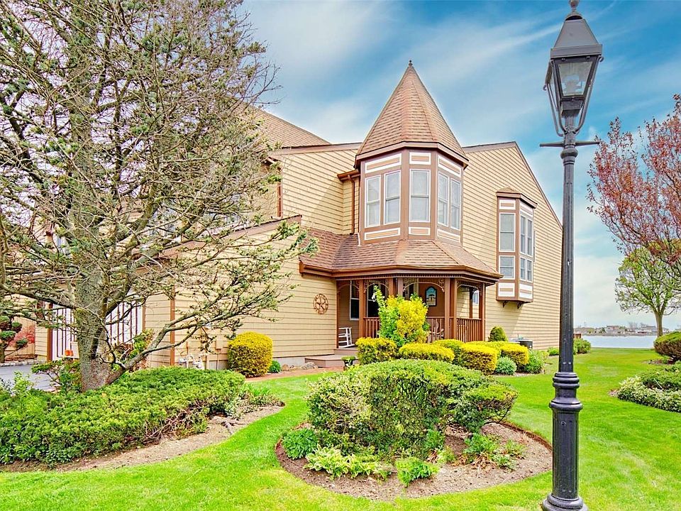 Timber Ridge 16 Victoria Dr Amityville, NY Zillow