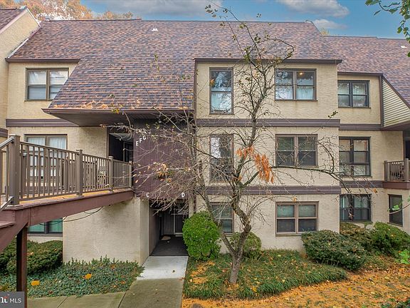 2nd image of 323 Shawmont Ave #1B3