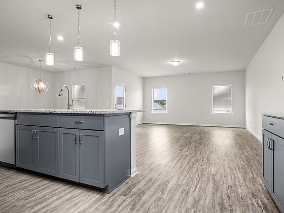 5th image of 1400 English Oak Dr Lot 269
