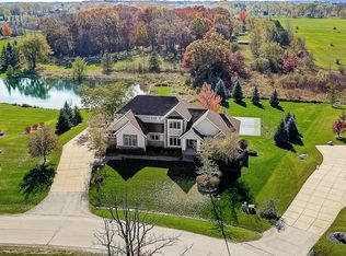 5948 Stefanie Way, Caledonia, WI 53108