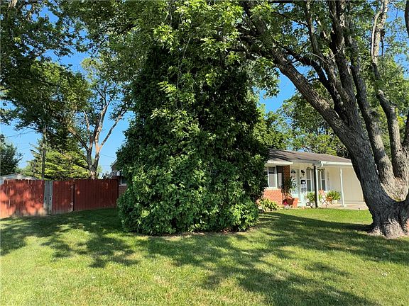 3rd image of 703 Hile Ln