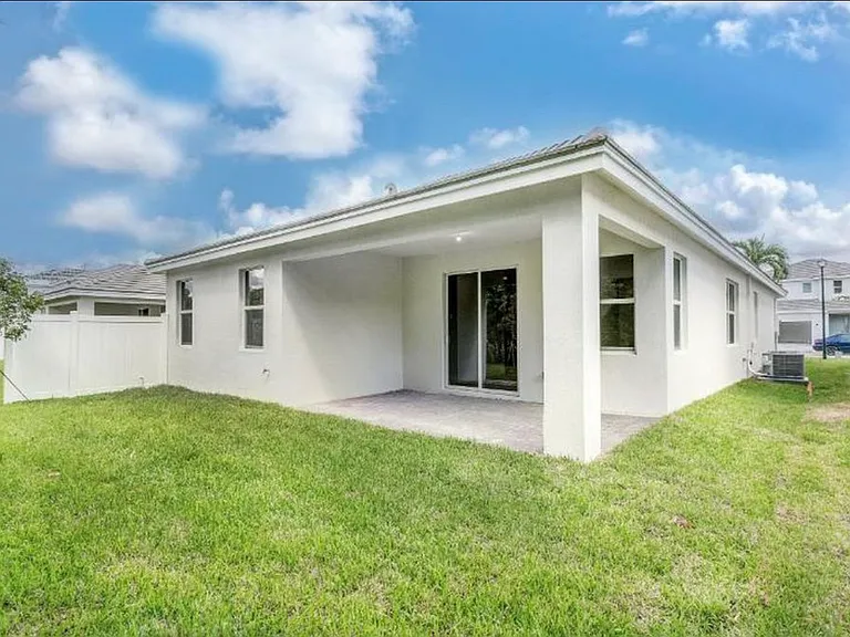 1100 Limestone Creek Rd — Photo 25