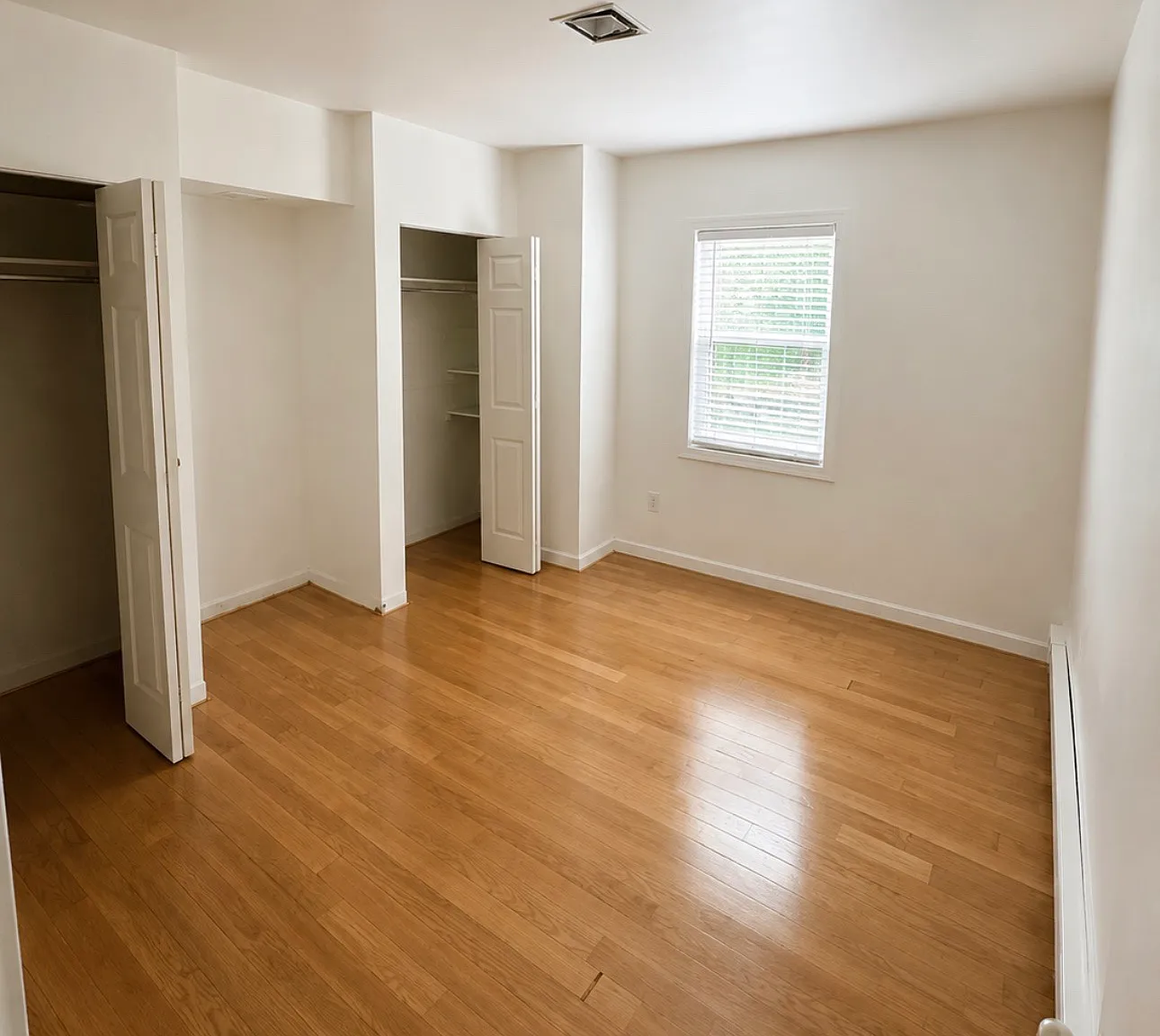 2 bed, 1200 sqft, $1,400 — Photo 3