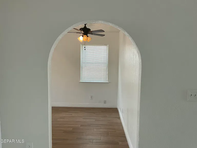 335 Flynn Dr — Photo 8
