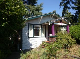 1916 NE 68th St, Seattle, WA 98115