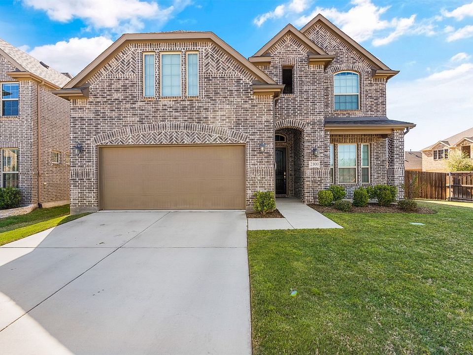 1st image of 2100 Lake Hawthorne Trl