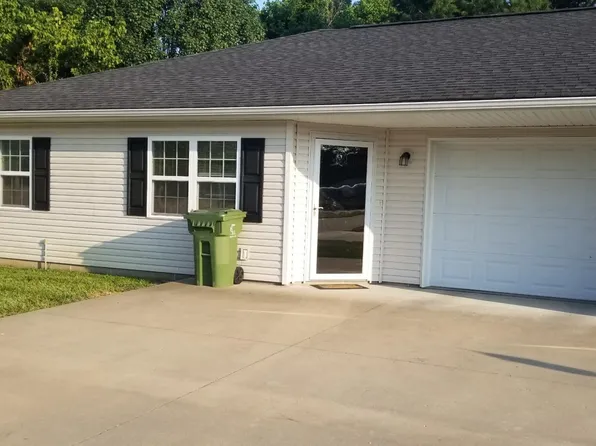 207 N 5th St APT B, Marion, IL 62959