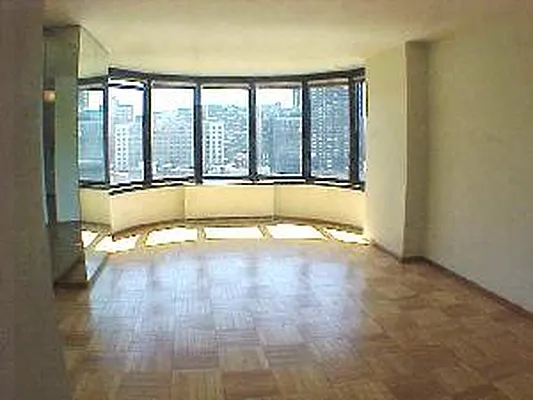 Rented by Vipler Realty | media 44