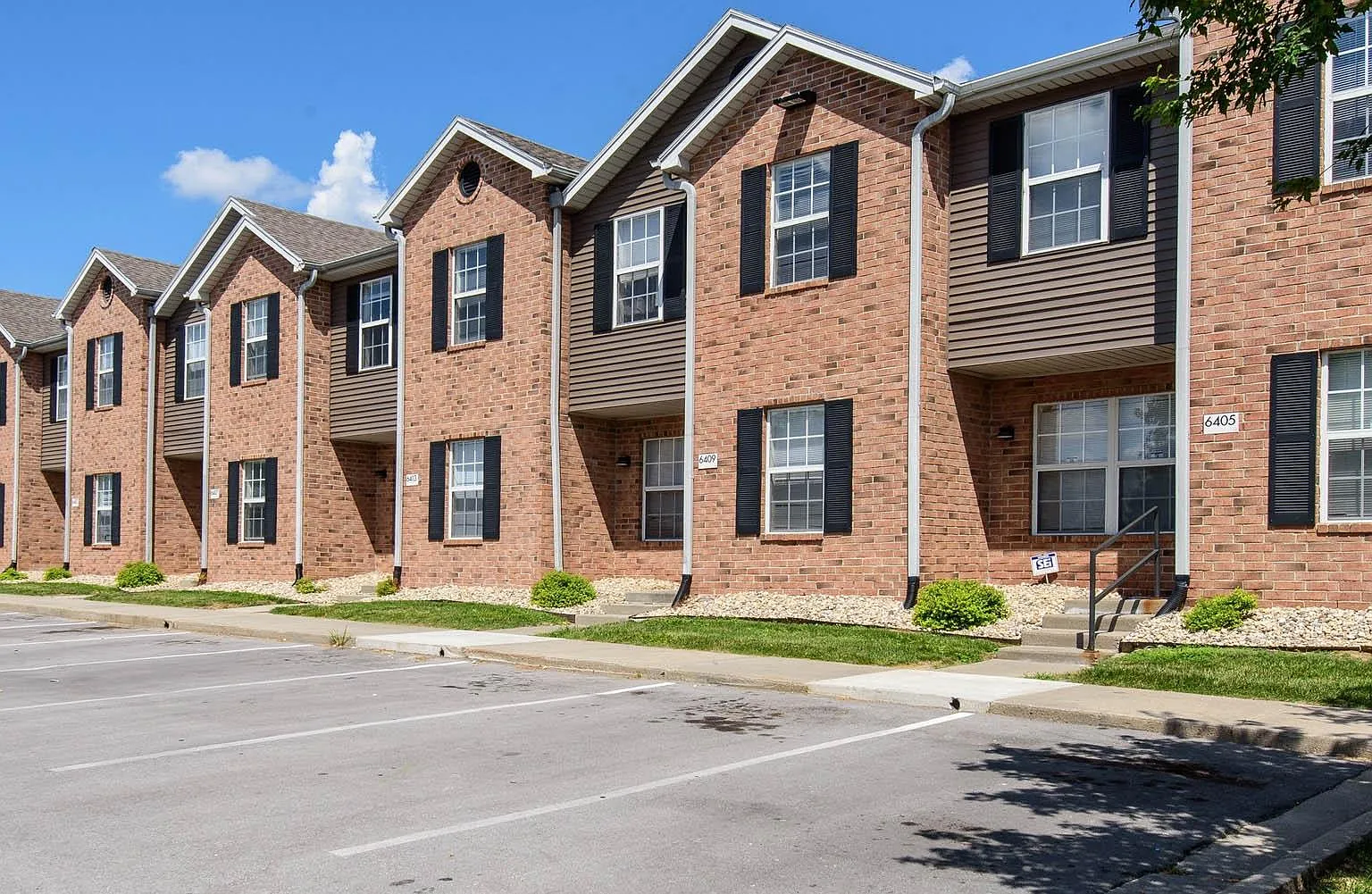 The Bluffs at Cherry Hills Townhomes — Photo 1