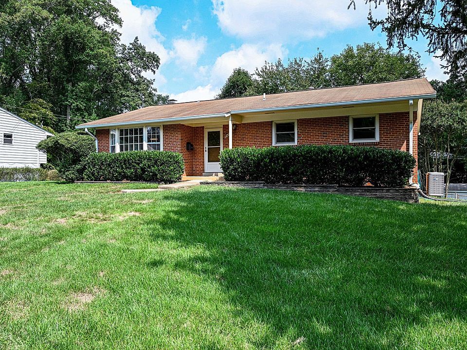 1st image of 8416 Stonewall Dr