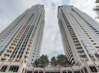 761 Bay St #2610, Toronto, ON M5G 2R2