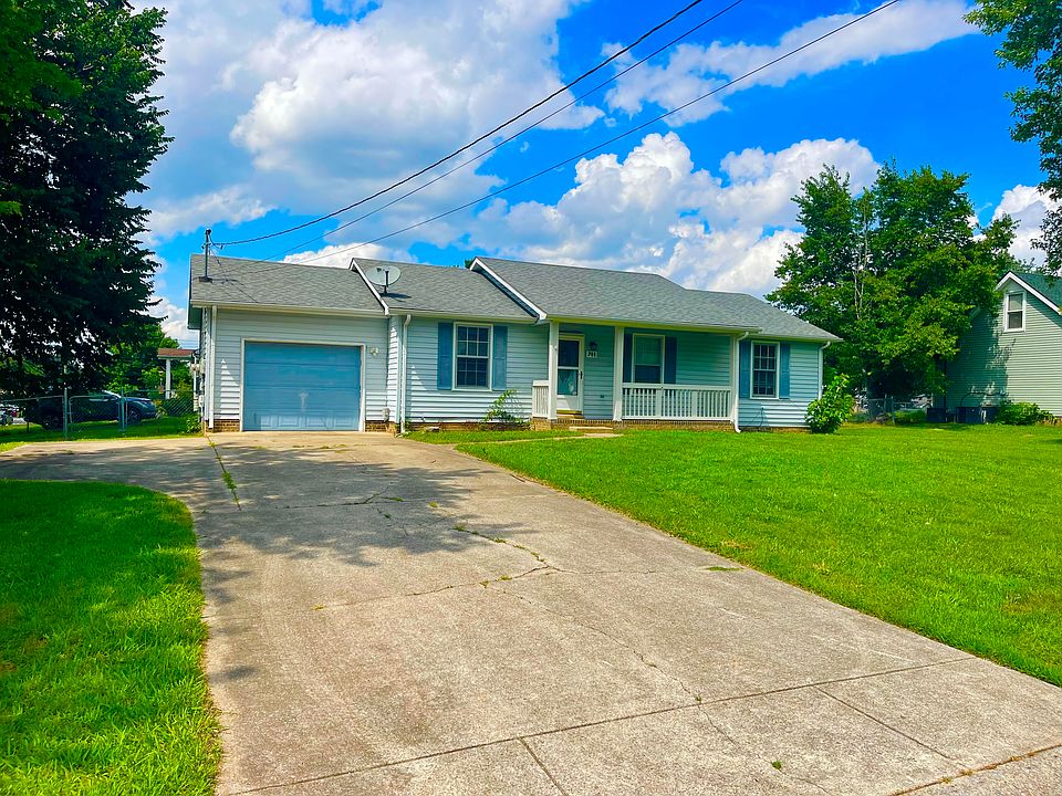1st image of 711 Shelton Cir