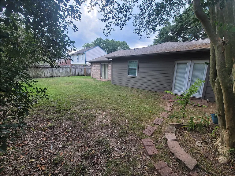 22715 Braken Manor Ln — Photo 19