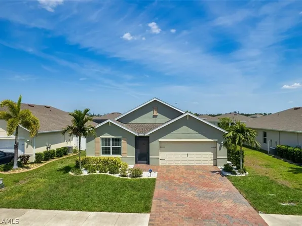 3413 Cancun Ct, Cape Coral, FL 33909