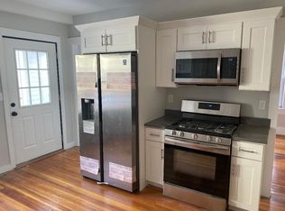 21-23 Clinton St, Easthampton, MA 01027