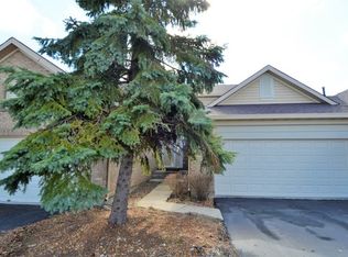 7915 Belle Rive Ct, Tinley Park, IL 60477
