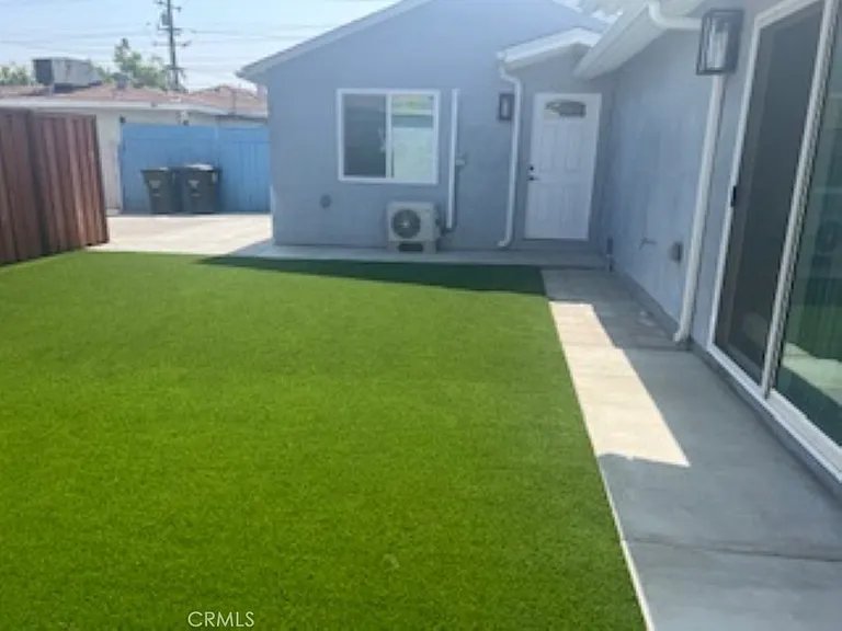 8611 Rio Dell St — Photo 6