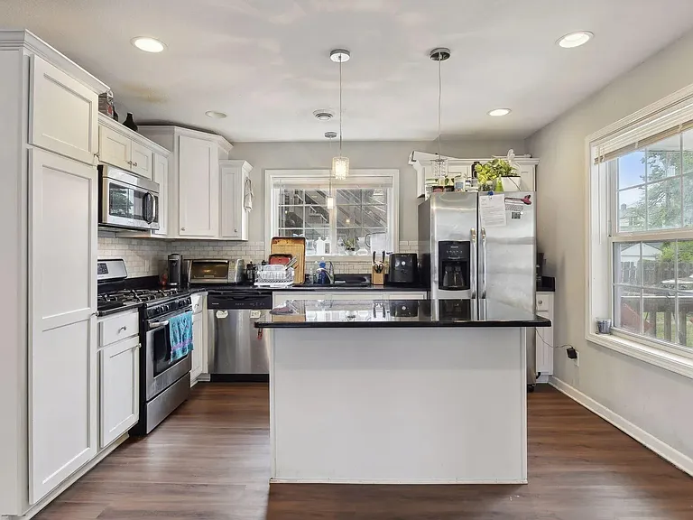3317 Bryant Ave S #2 — Photo 7