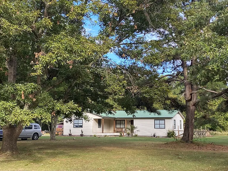 424 County Road 771 — Photo 16