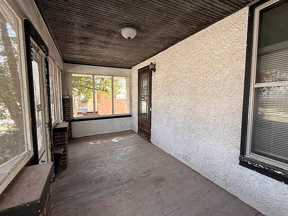 5th image of 1007 Low St