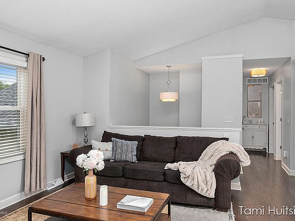 3rd image of 7720 Bass Creek Dr