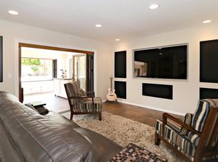 23276 Ingomar St, Canoga Park, CA 91304