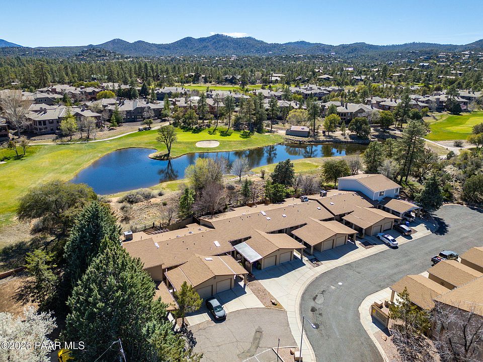1st image of 1607 McQueen Cres