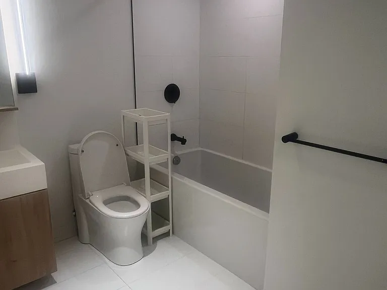 127 Broadway Ave #604S — Photo 3