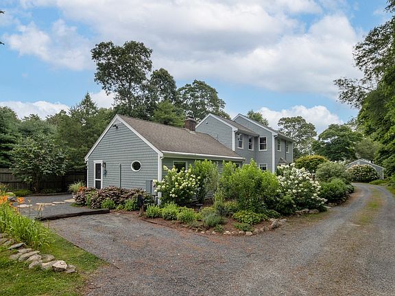 5th image of 94 Aucoot Rd