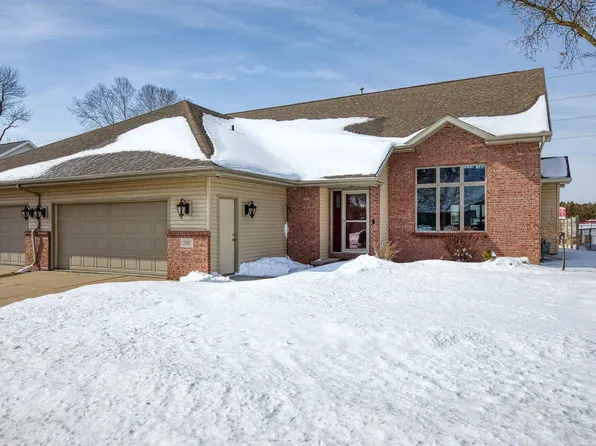 700 Thelosen Dr, Kimberly, WI 54136