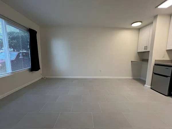 711 Sunset Ct #1 — Photo 16