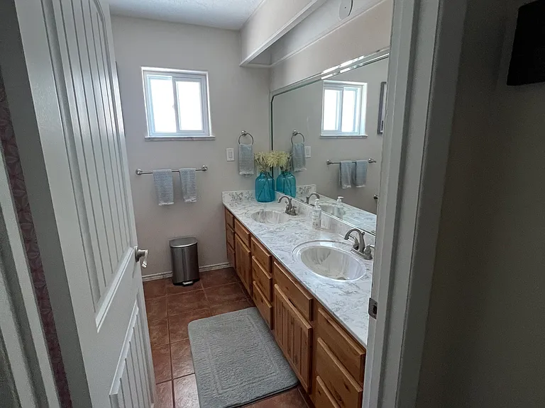 11 Rose Rd — Photo 10