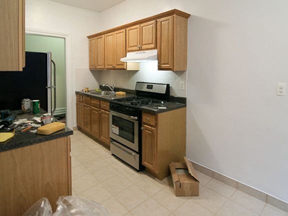 5th image of 3564 80th St APT 2H