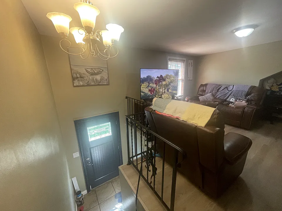 6807 Grand Ave #2