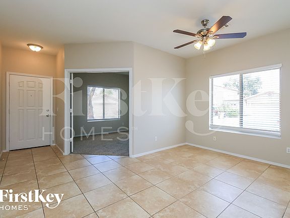 2nd image of 645 E Red Rock Trl
