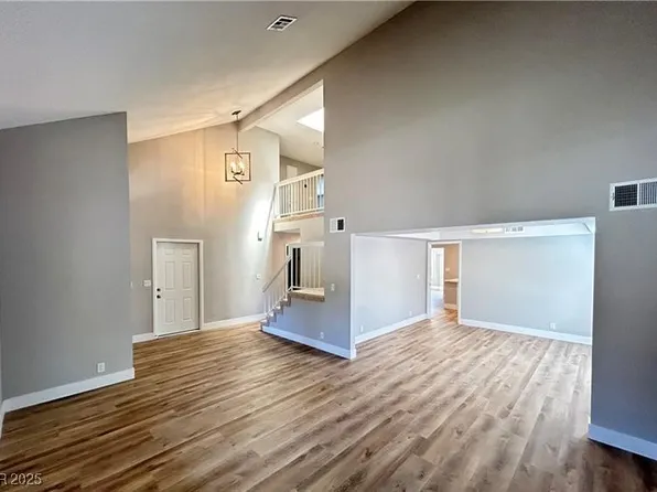 2428 Greens Ave, Henderson, NV 89014