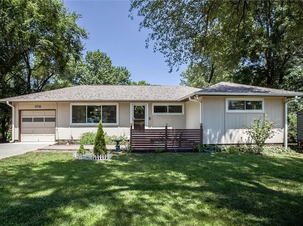 8404 Longview Rd, Kansas City, MO 64134