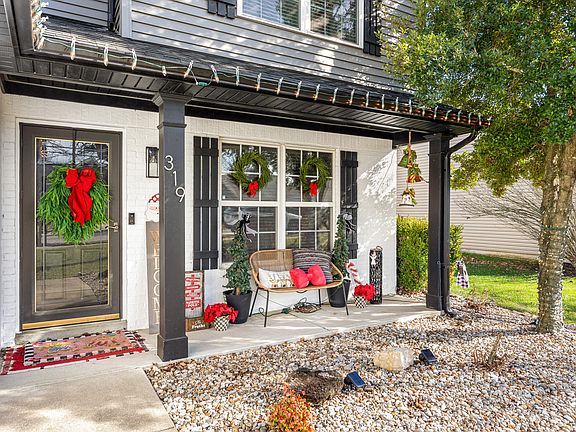 3rd image of 319 Wisteria Ct