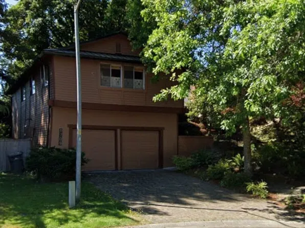 6709 150th Avenue NE, Redmond, WA 98052