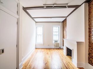 220 Sullivan St APT 3D, New York, NY 10012