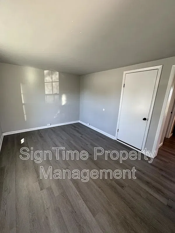 15207 National Pike — Photo 1