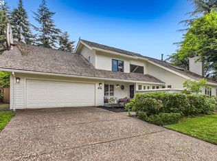 674 Livingood Ln, Lake Oswego, OR