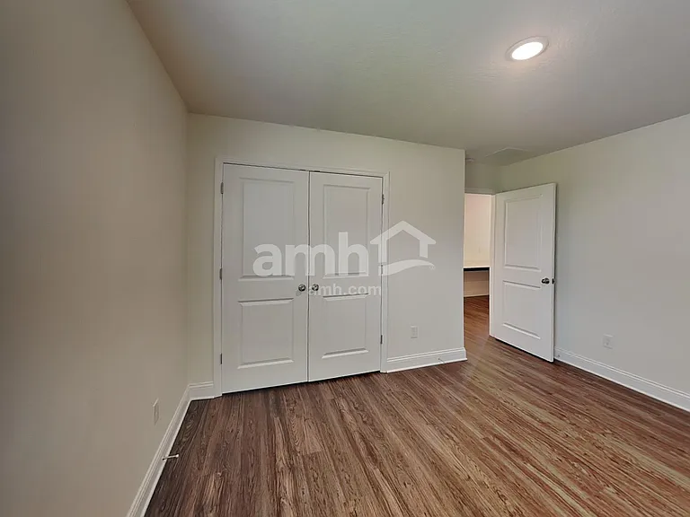 6054 Little Bluff Cir — Photo 25