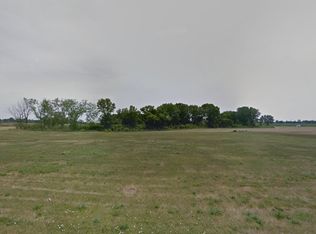 841 Deerpath Rd, North Aurora, IL 60542