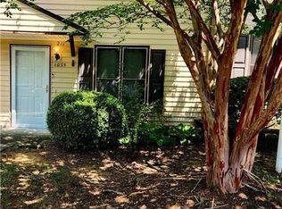 1035 Rock Knoll Ct #211, Winston Salem, NC 27107