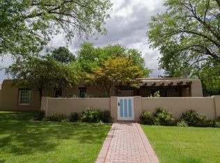1425 Morningside Dr NE, Albuquerque, NM 87110
