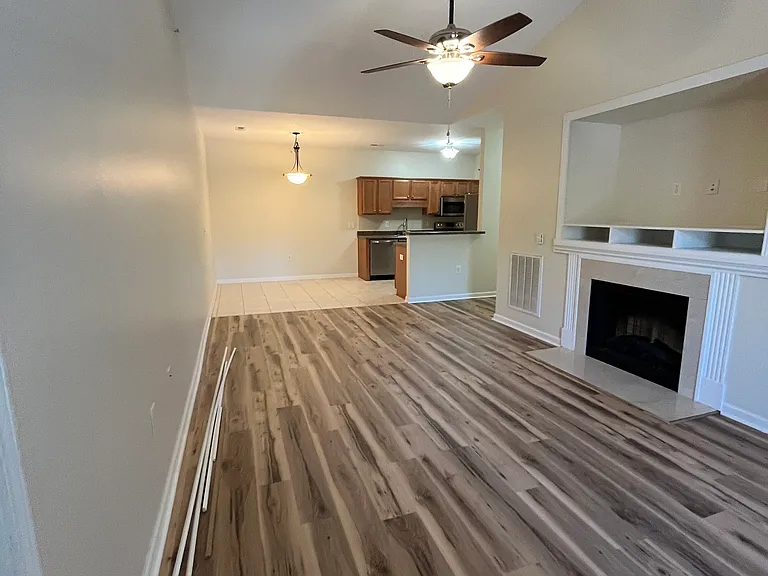 616 Marshtree Ln #301 — Photo 15