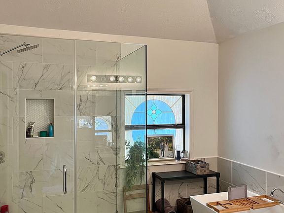 4th image of 2804 Rayado Ct N