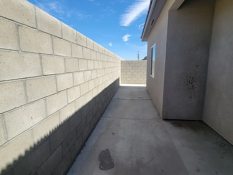7003 Paige Elizabeth Ln — Photo 14