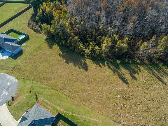 3rd image of 4981 Bentwood Ct